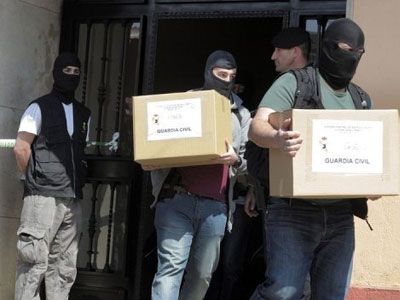 Ισπανία: Επιθέσεις με αλεξίπτωτο ετοίμαζαν τα μέλη της Αλ Κάιντα