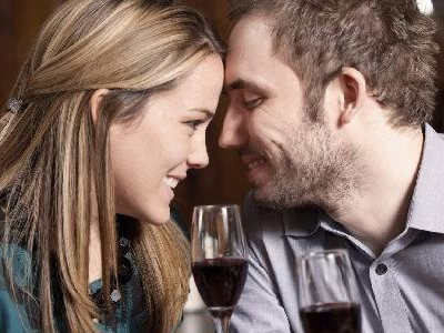 SEXUALITY: Κατανάλωση περισσότερου αλκοόλ έπειτα από τη στέρηση της σεξουαλικής πράξης