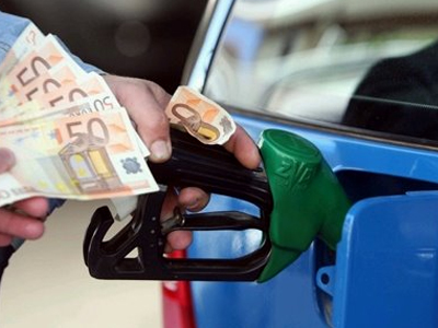 Στα ύψη η τιμή της αμόλυβδης