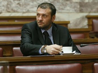 Αποχαιρέτησε τα παιδιά του ΛΑΟΣ