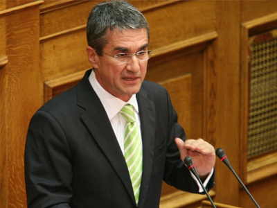 Από μάγκας, δάγκας ο υπουργός