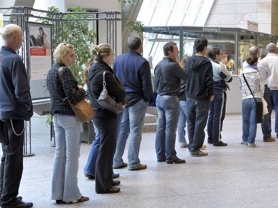 Επίδομα ανεργίας και για ελεύθερους επαγγελματίες