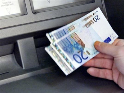 Συλλήψεις για ληστείες κατά ηλικιωμένων