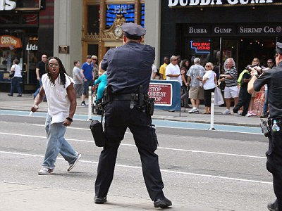 Προκατάληψη της αστυνομίας κατά των Αφροαμερικάνων  «βλέπουν» οι Νεοϋορκέζοι