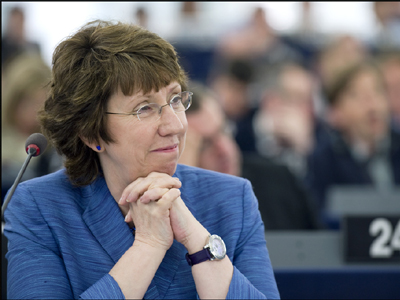 Ε.Ε: Καλεί το Λίβανο να μην απελαύνει Σύρους