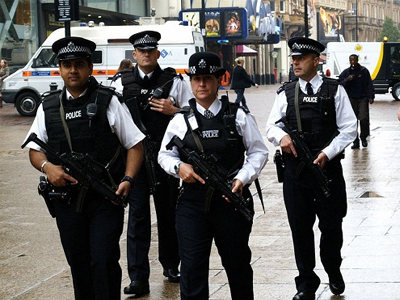 Συλλήψεις από την Αντιτρομοκρατική στη Βρετανία