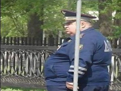 Διαλέξτε: δίαιτα ή «ψαλίδι» στον μισθό!