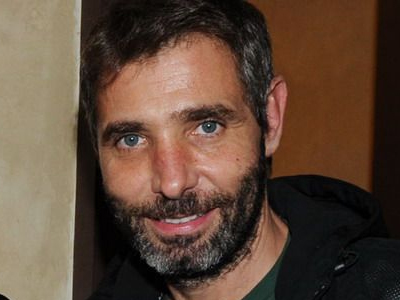 «Σχολείο οι παράνομοι δεσμοί»