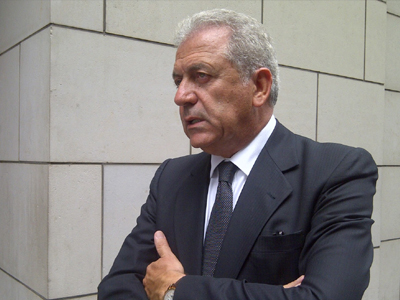 Συνάντηση Αβραμόπουλου – Κέρι στις Βρυξέλλες