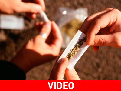 Ινδονησία: Σύλληψη τουρίστα on camera για κατοχή ναρκωτικών