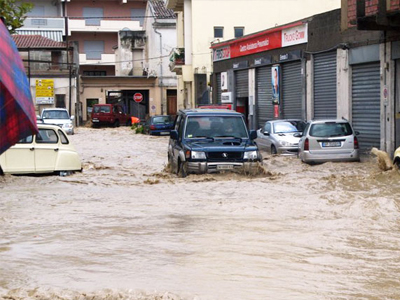 Η κακοκαιρία στοίχισε τη ζωή σε τρεις ανθρώπους στη Μεσίνα