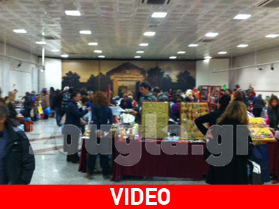Χριστουγεννιάτικο μπαζάρ στο Σύνταγμα