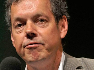 Μπόφινγκερ: «Ναι, υπό όρους, στα ευρωομόλογα»