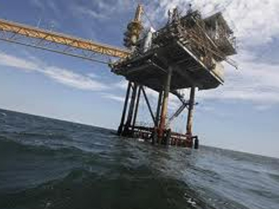 Εκτοξεύτηκε η τιμή του μαύρου χρυσού