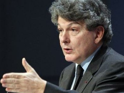 Τιερί Μπρετόν: «Χειρότερη κι από τον Αλογοσκούφη η Λαγκάρντ»!