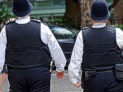 Βρετανία: Περικοπές στους μισθούς των υπέρβαρων αστυνομικών