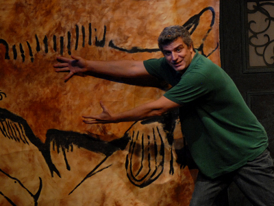 «Caveman» του Rob Becker