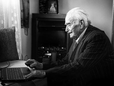 Έφυγε ο «hi-tech» παππούς