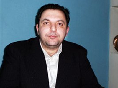 Δίκη Σύρου ακτιβιστή σε στρατοδικείο της Δαμασκού