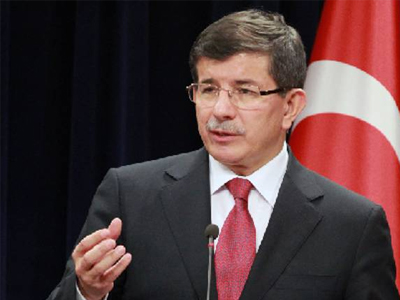 Εσπευσμένη επιστροφή Νταβούτογλου στην Τουρκία