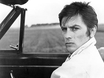 Σε νοσοκομείο του Παρισιού εισήχθη ο Ντελόν