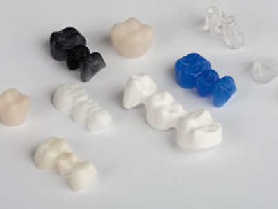 Επιστήμονες αξιοποιούν τα ούρα για να συνθέσουν δόντια!