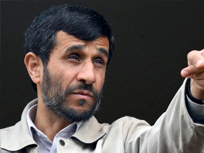 Ιράν: Ο Αχμαντινετζάντ ζήτησε άδεια να επισκεφθεί σύμβουλό του στη φυλακή