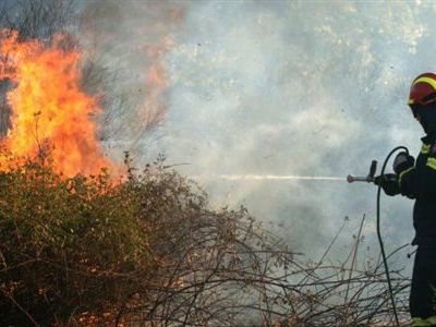Ανθρώπινο χέρι πίσω από τη φωτιά στην Εύβοια