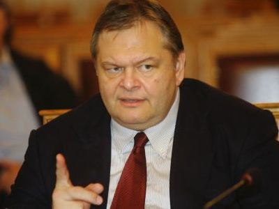 Συμμετοχή Βενιζέλου σε έκτακτο συμβούλιο για την Αίγυπτο