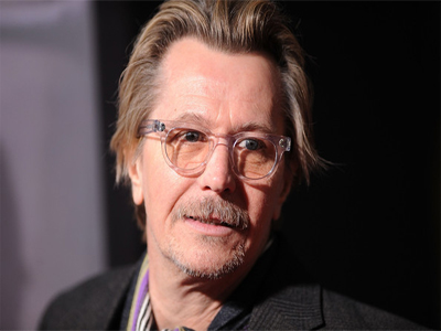 Γκάρι Όλντμαν: Ζητώ συγνώμη για τις προσβολές