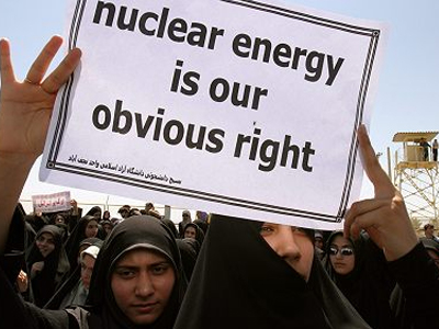 Ιράν: «Ναι» στις συζητήσεις – «Όχι» στη διακοπή του προγράμματος