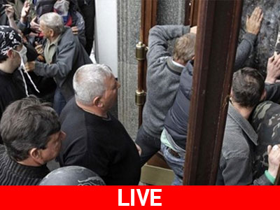 Ρωσόφωνοι κατέλαβαν κτήριο της Διοίκησης στην πόλη Lugansk