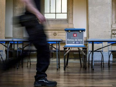 Στις κάλπες οι Γάλλοι για τον 1ο γύρο των αυτοδιοικητικών εκλογών