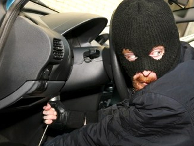 Εξιχνιάστηκαν διαρρήξεις οχημάτων στο Κιάτο