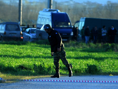 Εντόπισαν το αυτοκίνητο των δραπετών Εντόπισαν το αυτοκίνητο των δραπετών