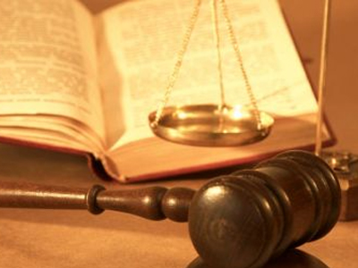 Δικάζονται ακτιβιστές για παράνομη εργασία στην Αίγυπτο