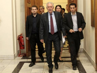 Επιμένει για συμμετοχή του ΣΥΡΙΖΑ η ΔΗΜΑΡ