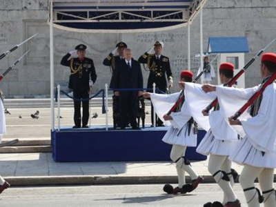 Τα μηνύματα της πολιτικής ηγεσίας για την 25η Μαρτίου