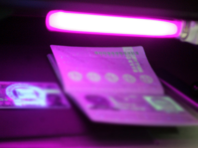 Επιχείρησε να ταξιδέψει με πλαστά έγγραφα