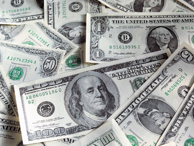 Παραμένει ο κίνδυνος για το δολάριο
