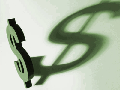 Χαμηλές «πτήσεις» για το δολάριο