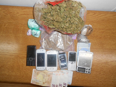 Εξαρθρώθηκε σπείρα διακίνησης ναρκωτικών