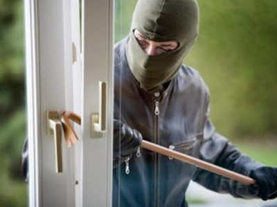 Έκλεψαν κοσμήματα από σπίτι στη Σκόπελο