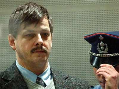 Επιστολές έφηβων κοριτσιών στον παιδεραστή Ντιτρού