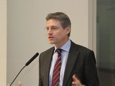 «H Ελλάδα μπορεί να θέσει υπό έλεγχο τις κρατικές της δαπάνες»