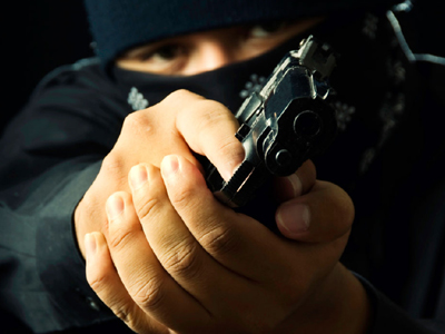 Δύο ληστείες σε μίνι μάρκετ στην Αττική