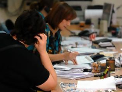 Τη Δευτέρα ξεκινούν οι διαδικασίες για την καταβολή του εφάπαξ στους δημοσίους υπαλλήλους