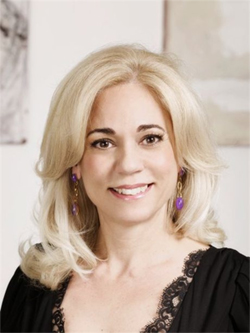 Η Έλενα Αμβροσιάδου 