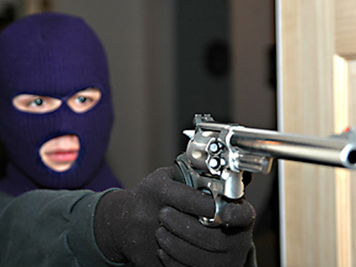 Μεροκάματο του τρόμου για καταστηματάρχες στην Πάτρα