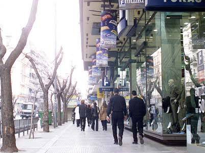 Θεσσαλονίκη: Ενημερωτικές πινακίδες στα καταστήματα ζητεί ο εμπορικός σύλλογος